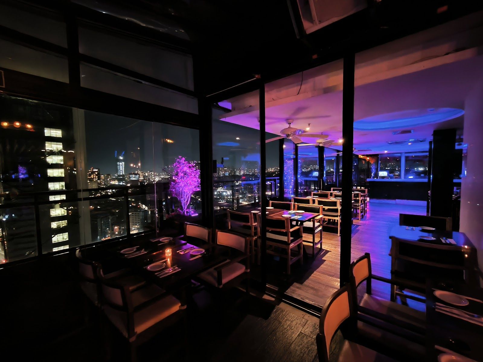 Tartar & Co Rooftop Sao Paulo bar interior