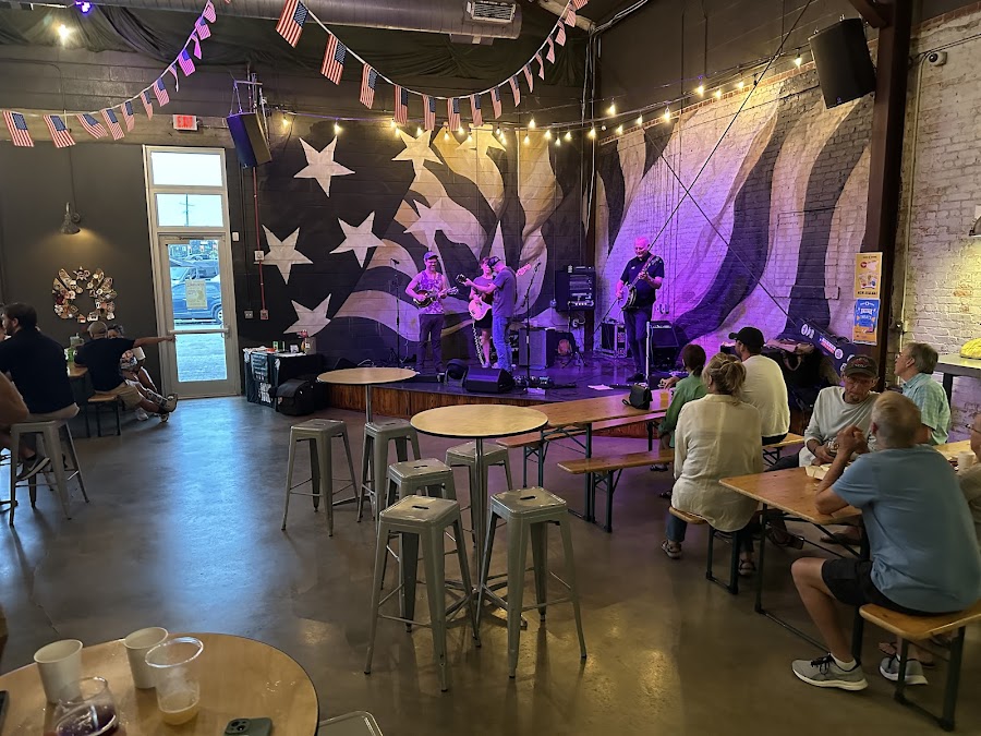 Service Brewing, Savannah