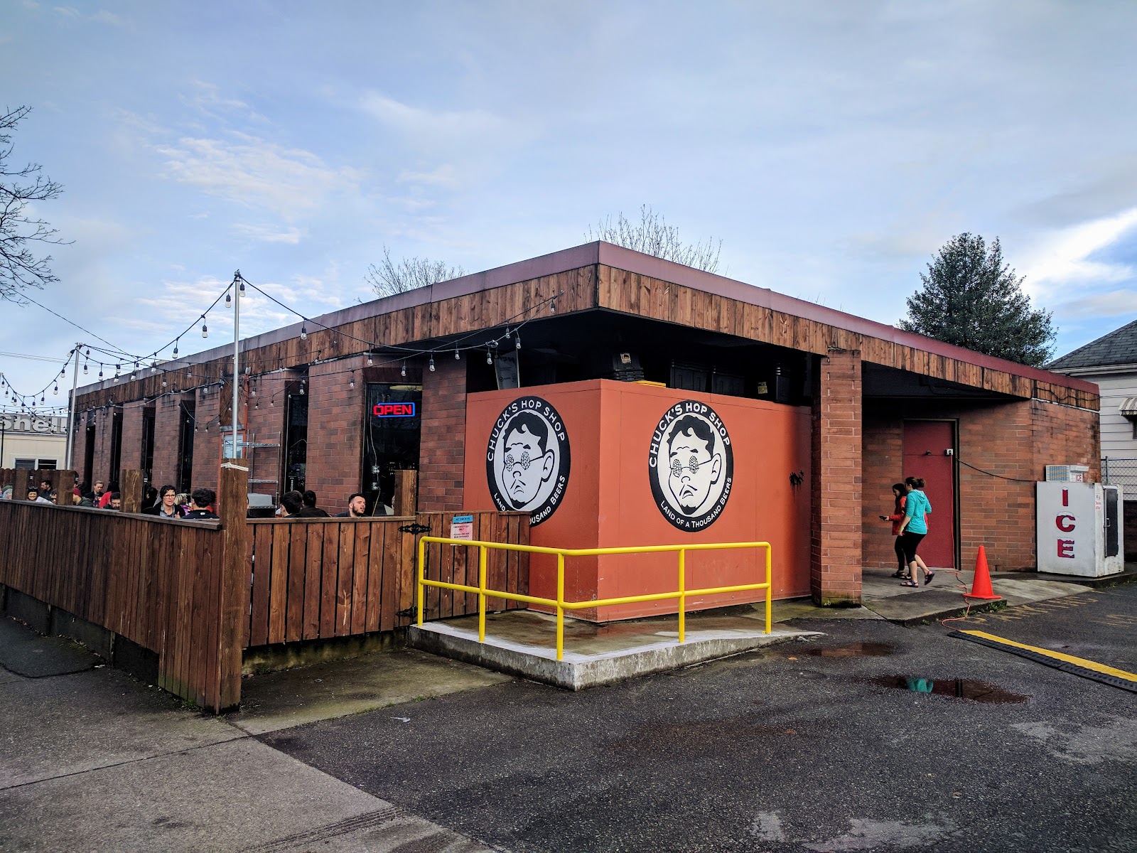 Chuck's Hop Shop beer bar in the Central District, Seattle