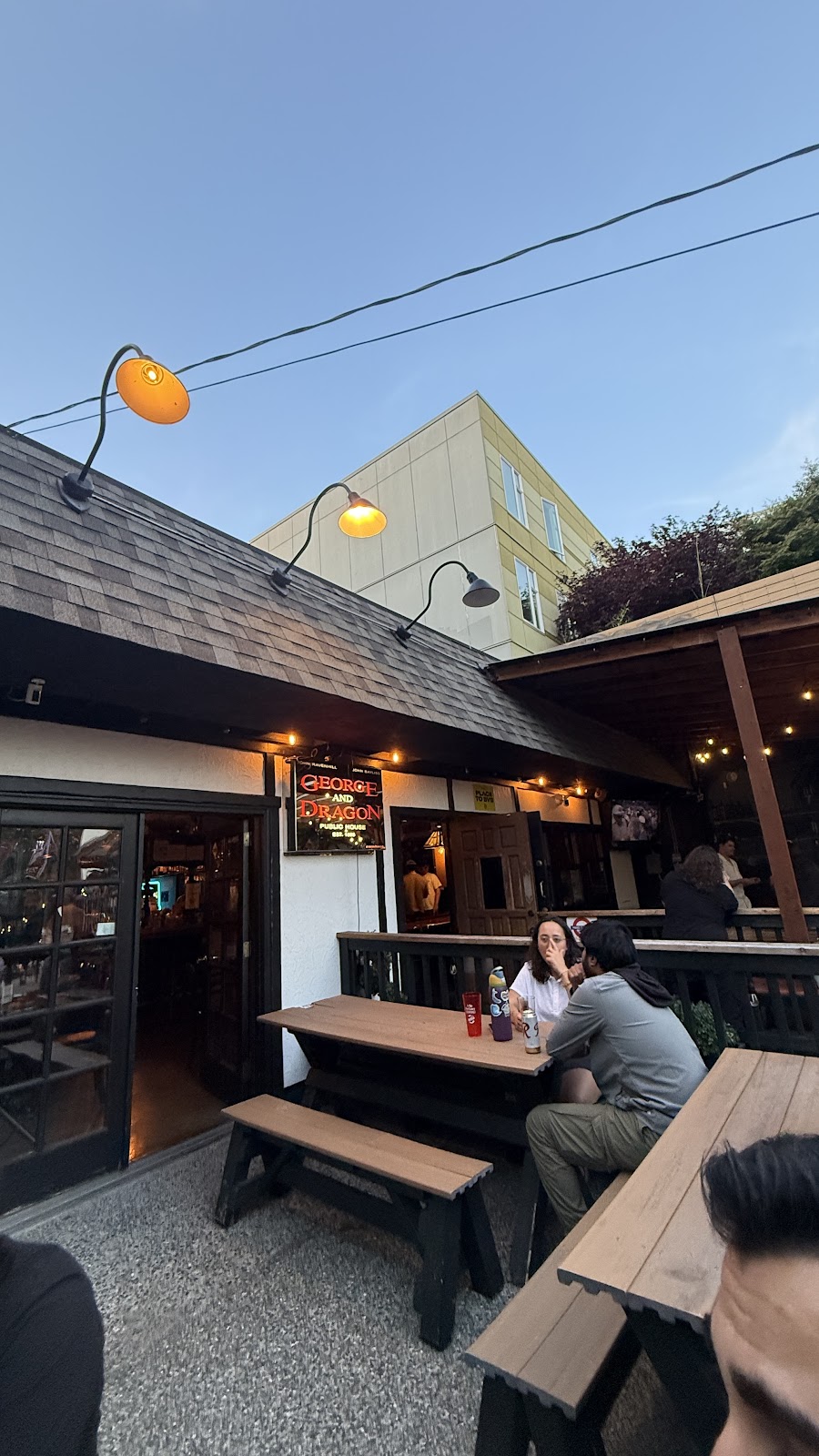 The George &amp; Dragon Pub, Seattle