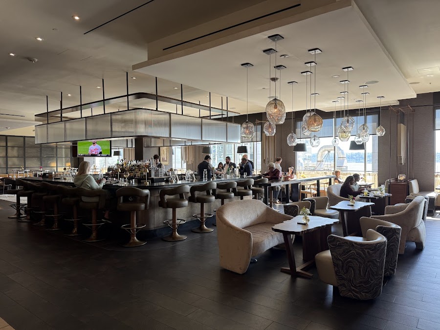 Goldfinch Tavern bar at the Four Seasons on Union Street, downtown Seattle waterfront interior