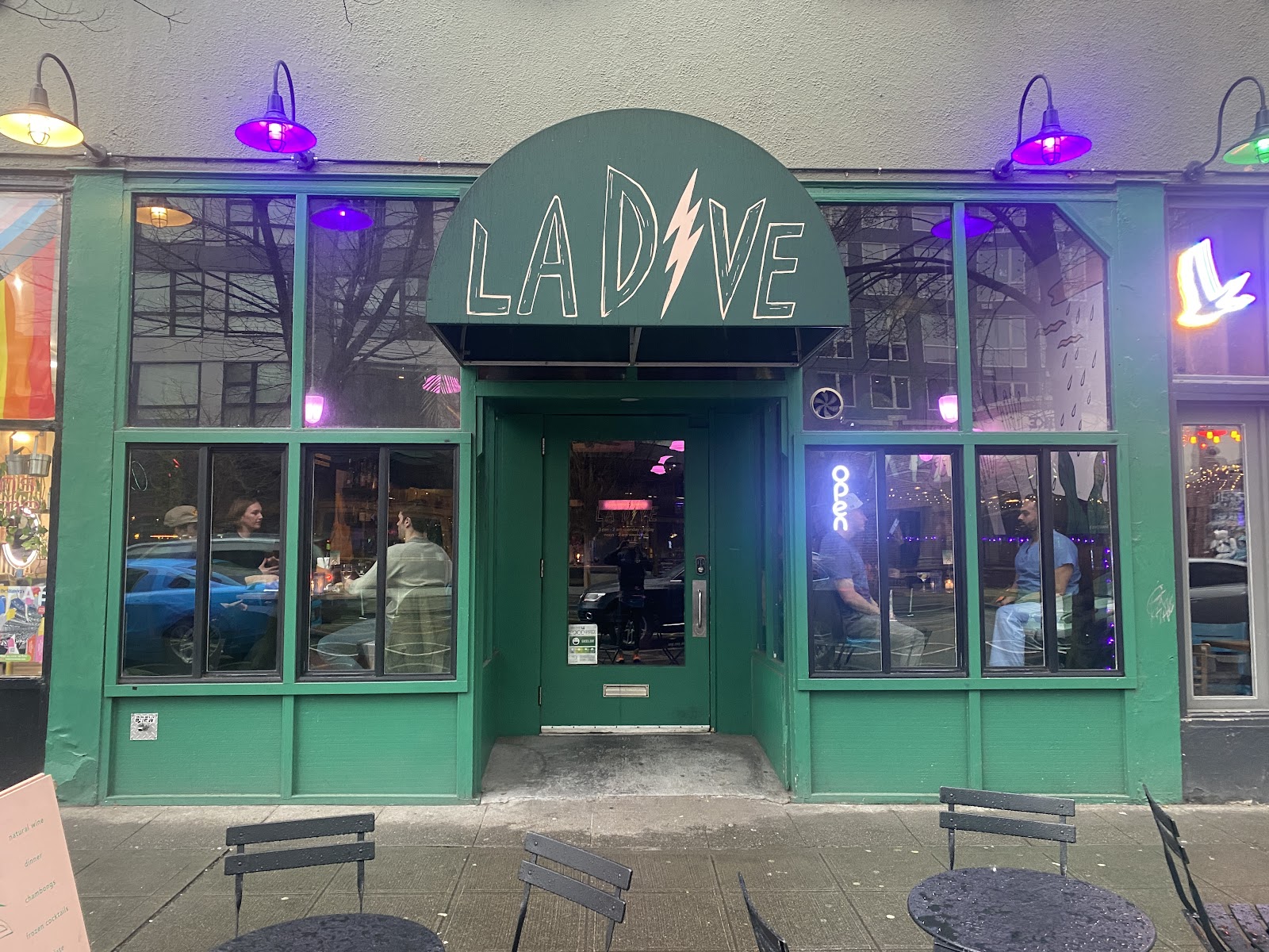 La Dive, Seattle