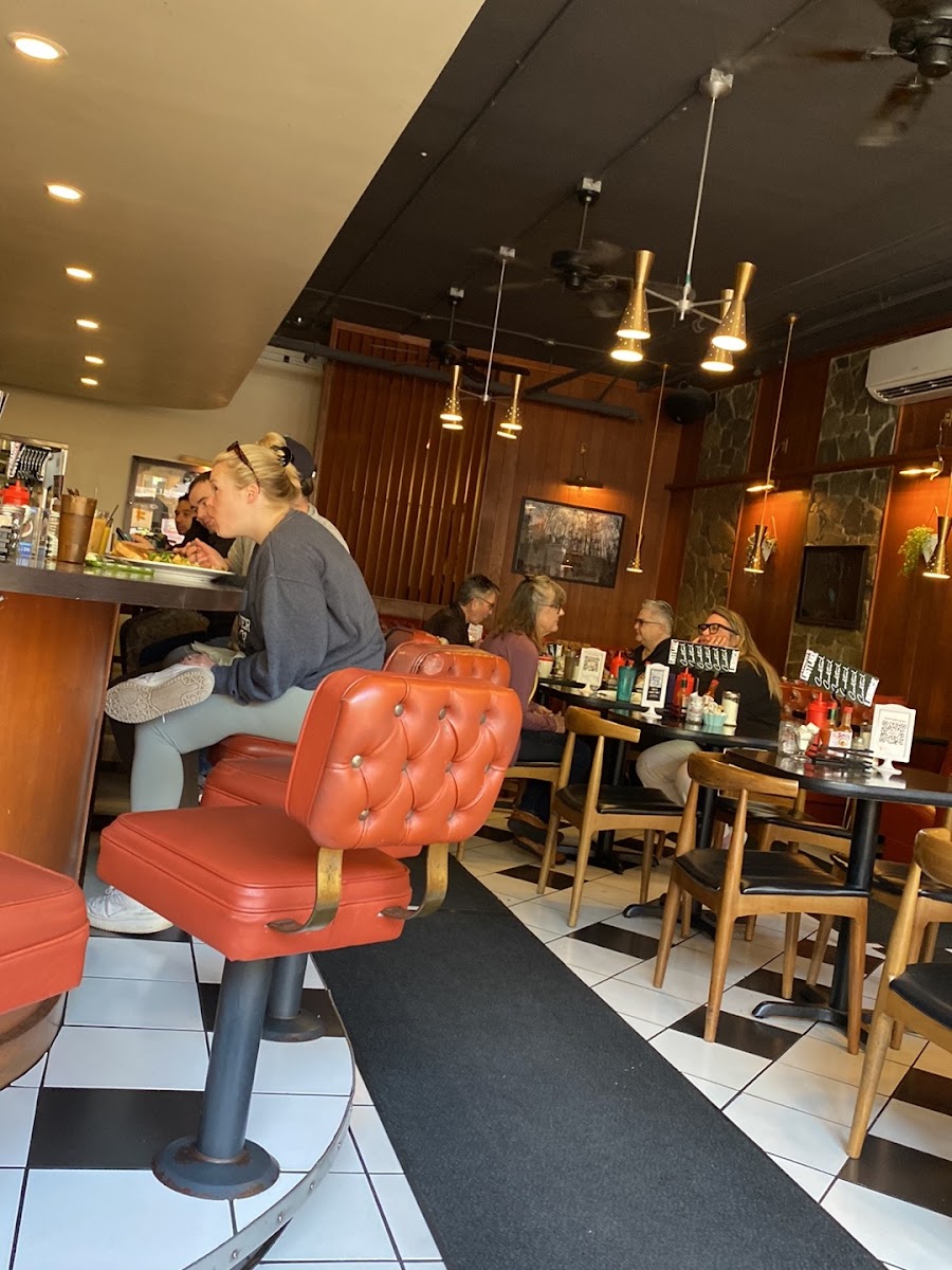 Lost Lake Cafe & Lounge, Seattle