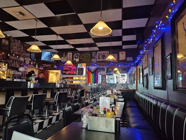 Comet Tavern