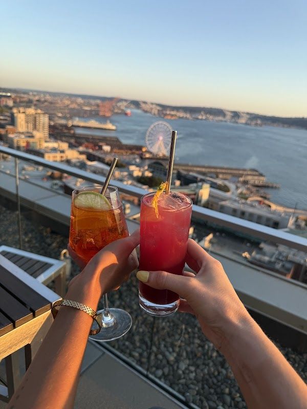 Frolik Kitchen + Cocktails Seattle