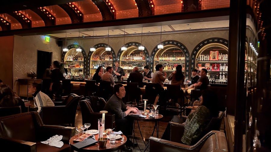 Charles H at Four Seasons Seoul Seoul interior