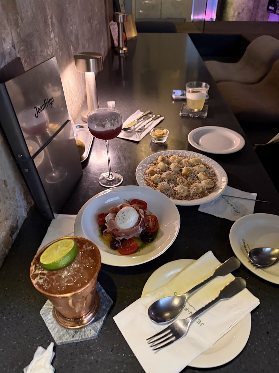 Jean Frigo, Seoul