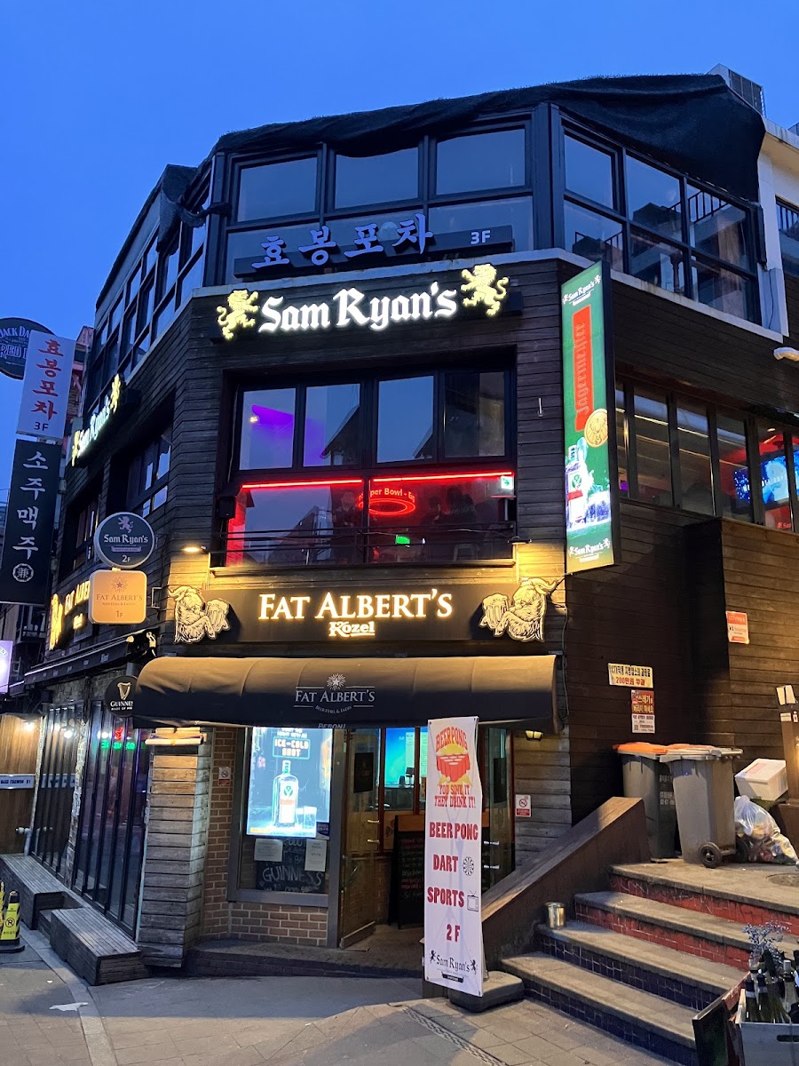 Sam Ryan's Sports Bar & Grill, Seoul