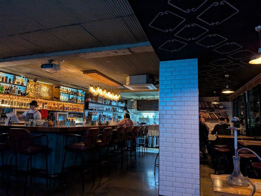 Southside Parlor Itaewon atmosphere