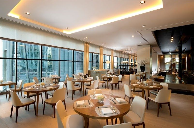 31st at Conrad Seoul bar service