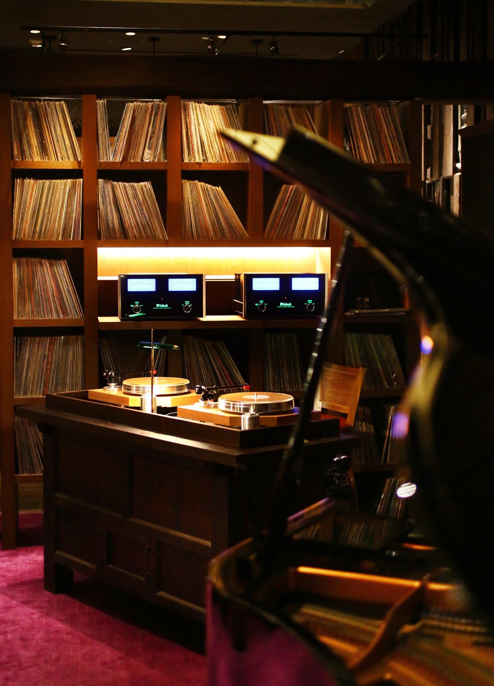 The Timber House at Park Hyatt Seoul bar interior