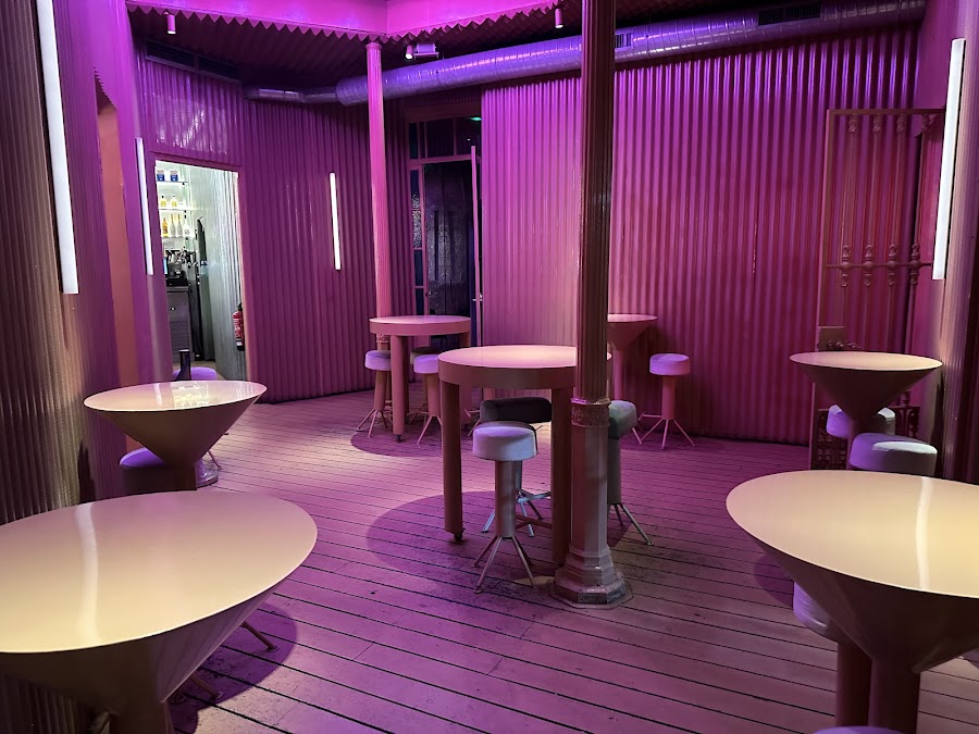 Naked and Famous style: speakeasy room