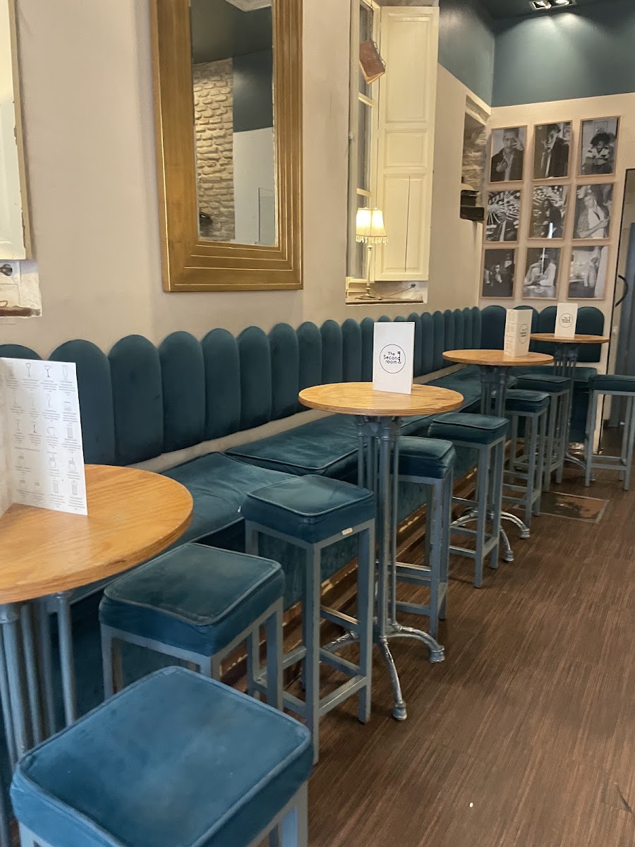 The Second Room style: bar at night