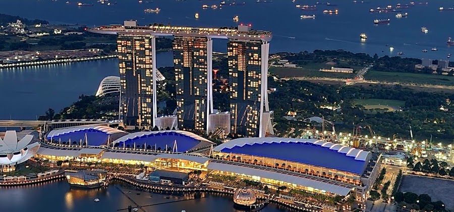 1-Altitude Gallery &amp; Bar, Singapore