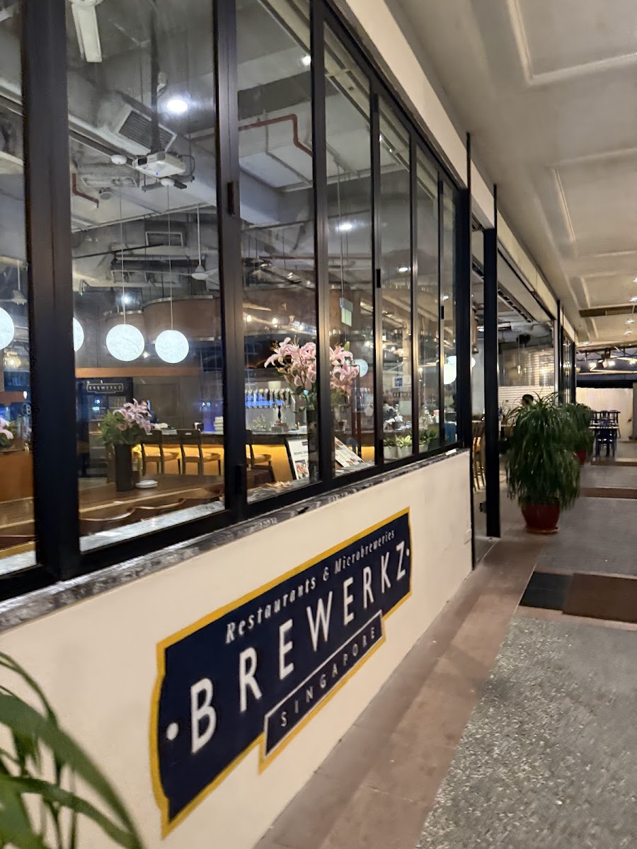 Brewerkz, Singapore
