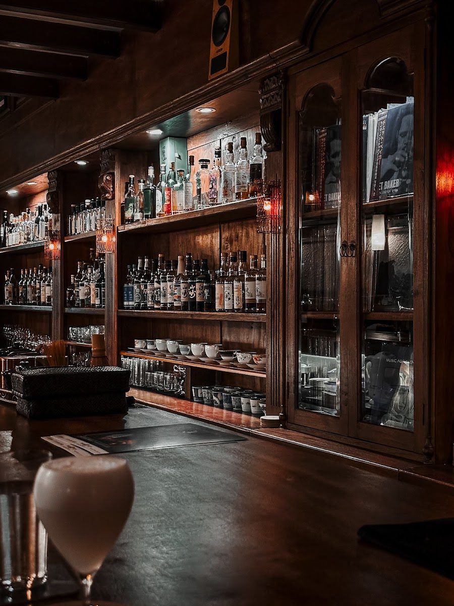 D.Bespoke Boat Quay atmosphere
