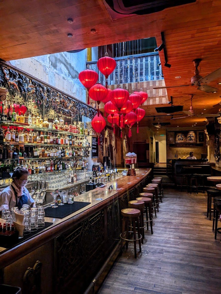 Jazz No 5 bar service