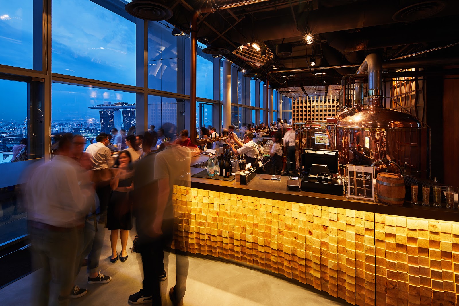 LeVeL33 — Craft Beer in Marina Bay, Singapore
