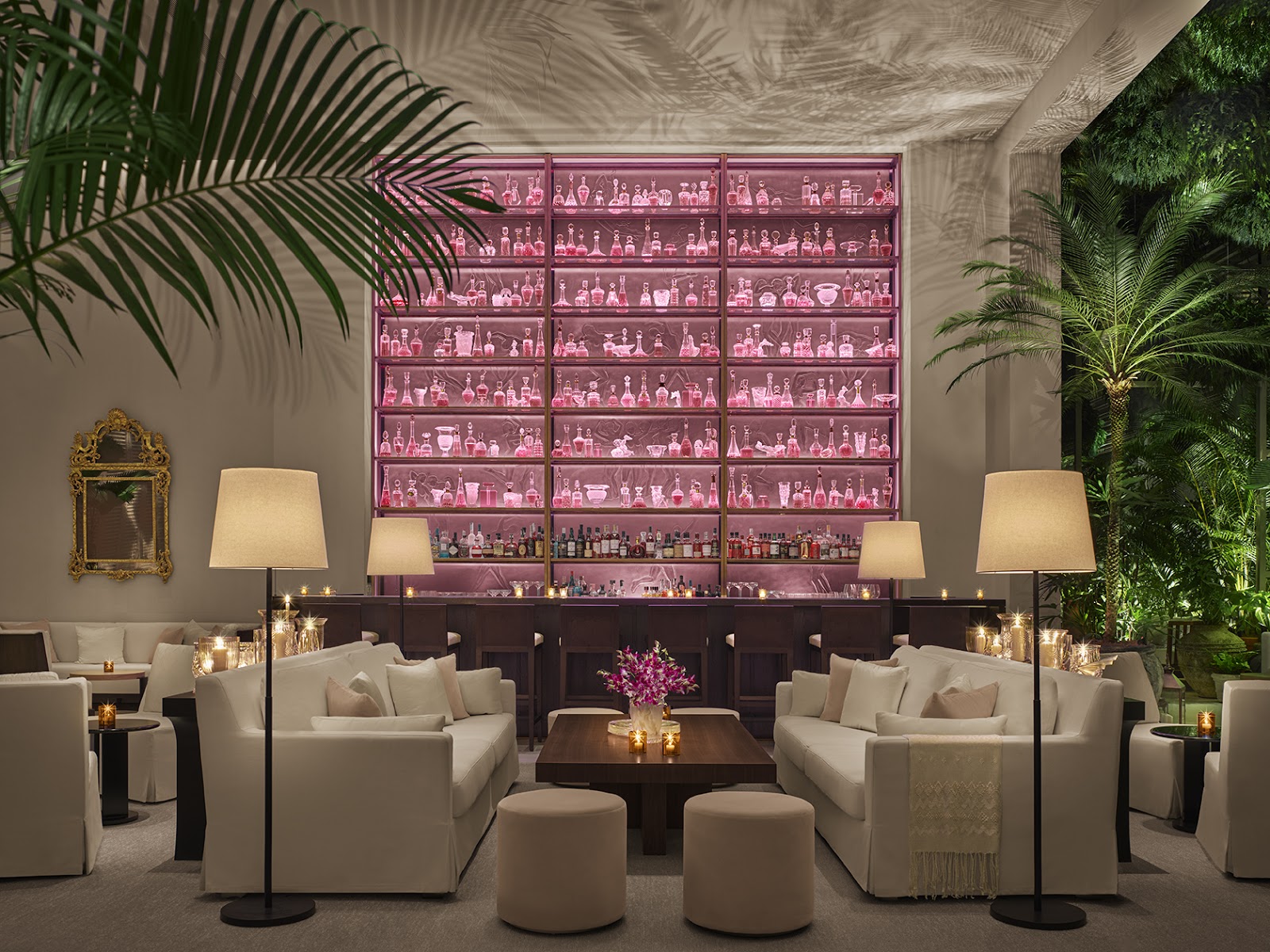 The Lobby Bar at The Singapore EDITION interior