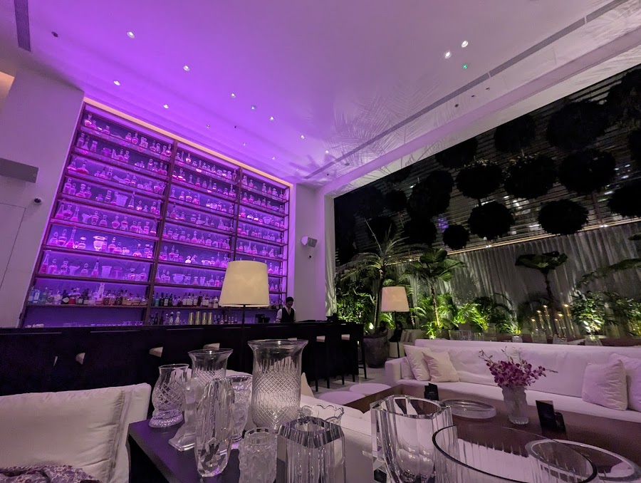 The Lobby Bar, Singapore