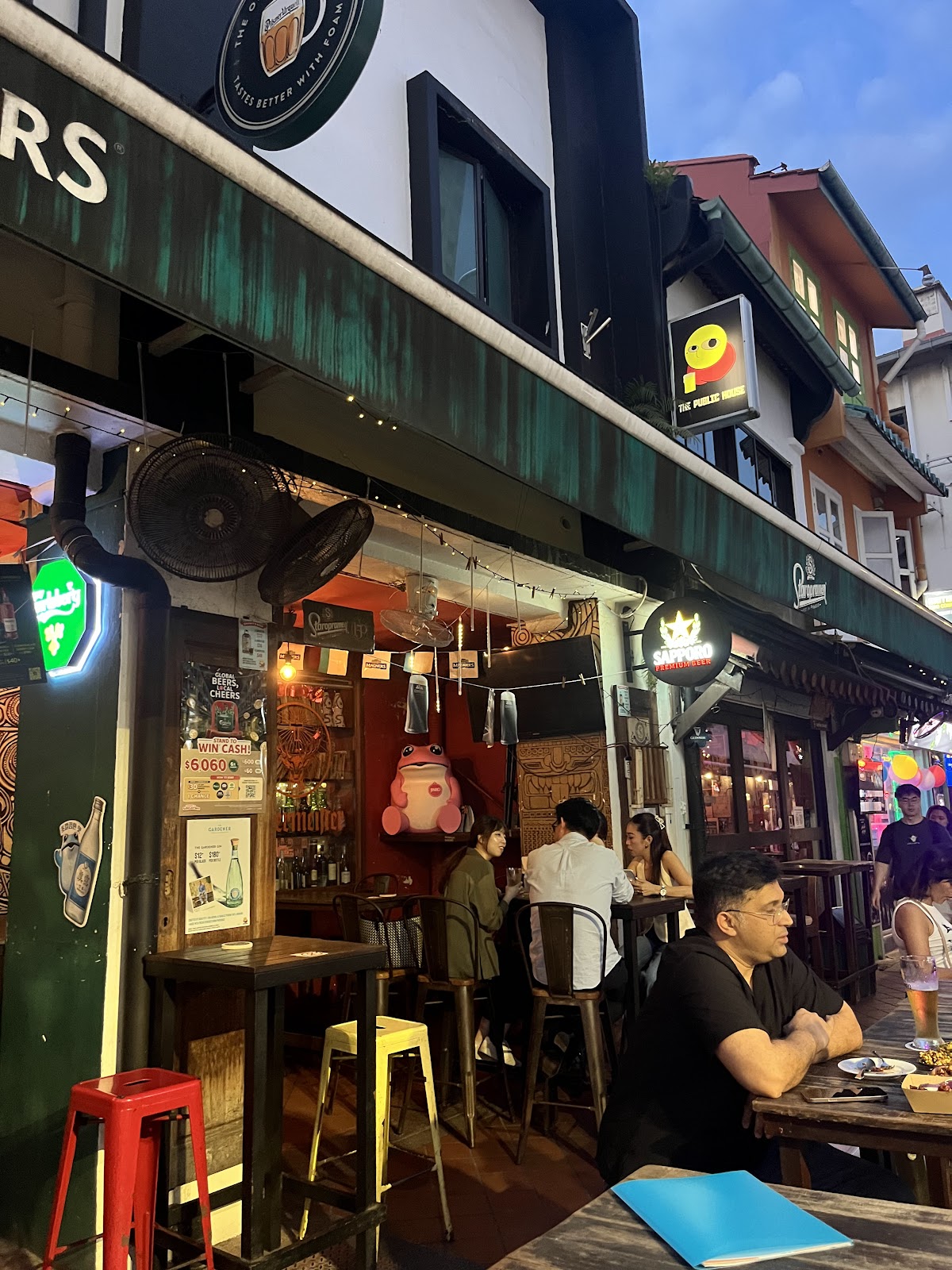Boomarang Singapore