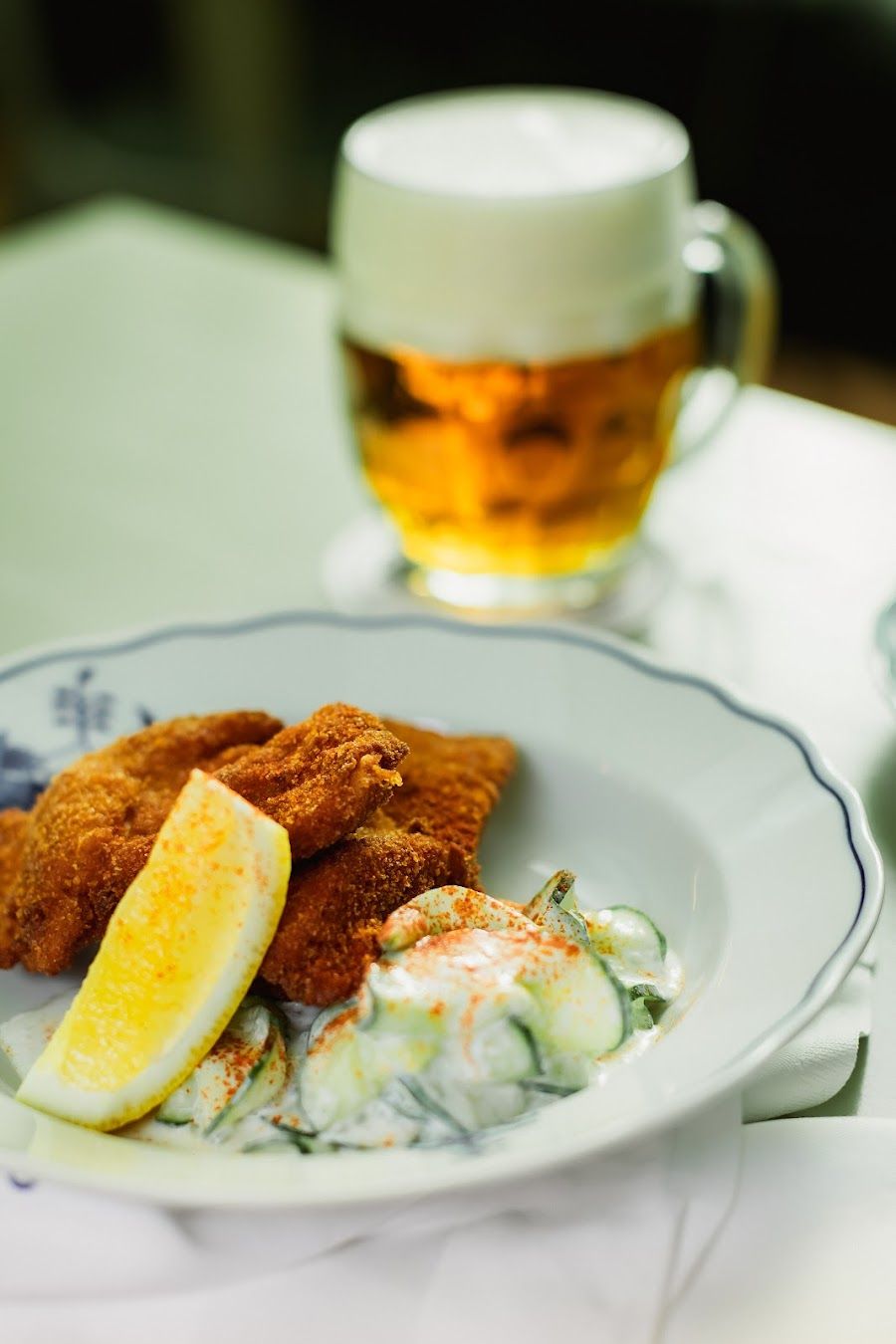 Folkbaren bar service