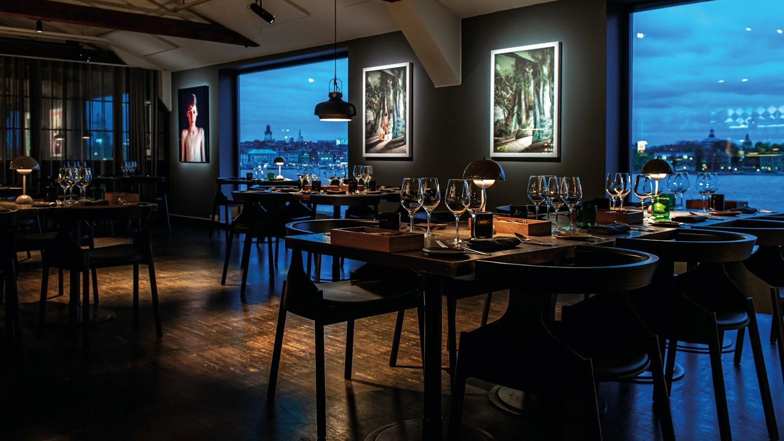 Waterfront bar with harbour view like Fotografiska Stockholm
