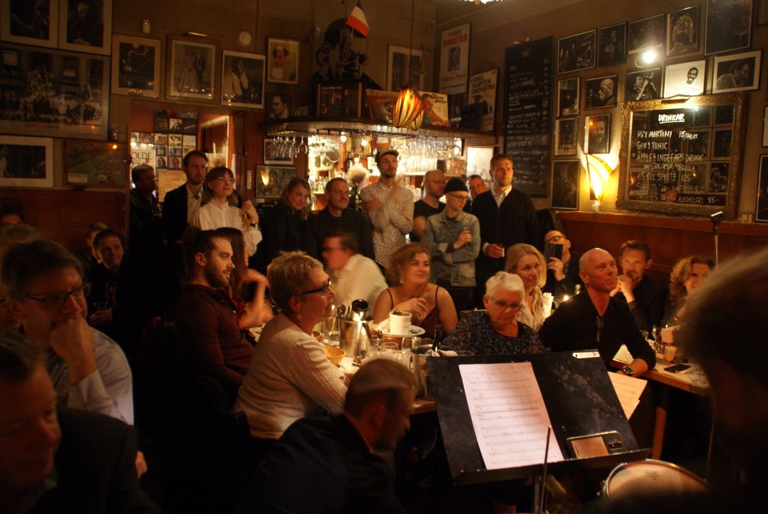 Glenn Miller Cafe Stockholm bar interior
