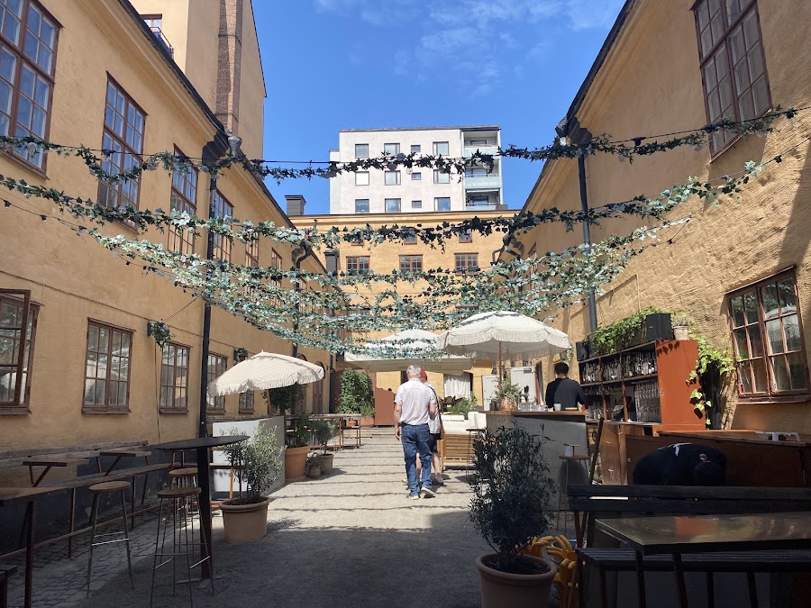 Haktet courtyard