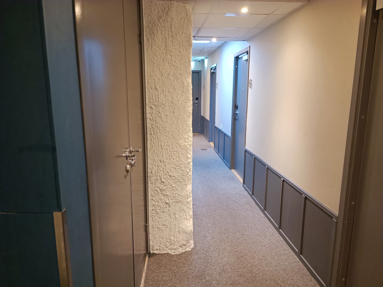 Hotel pour