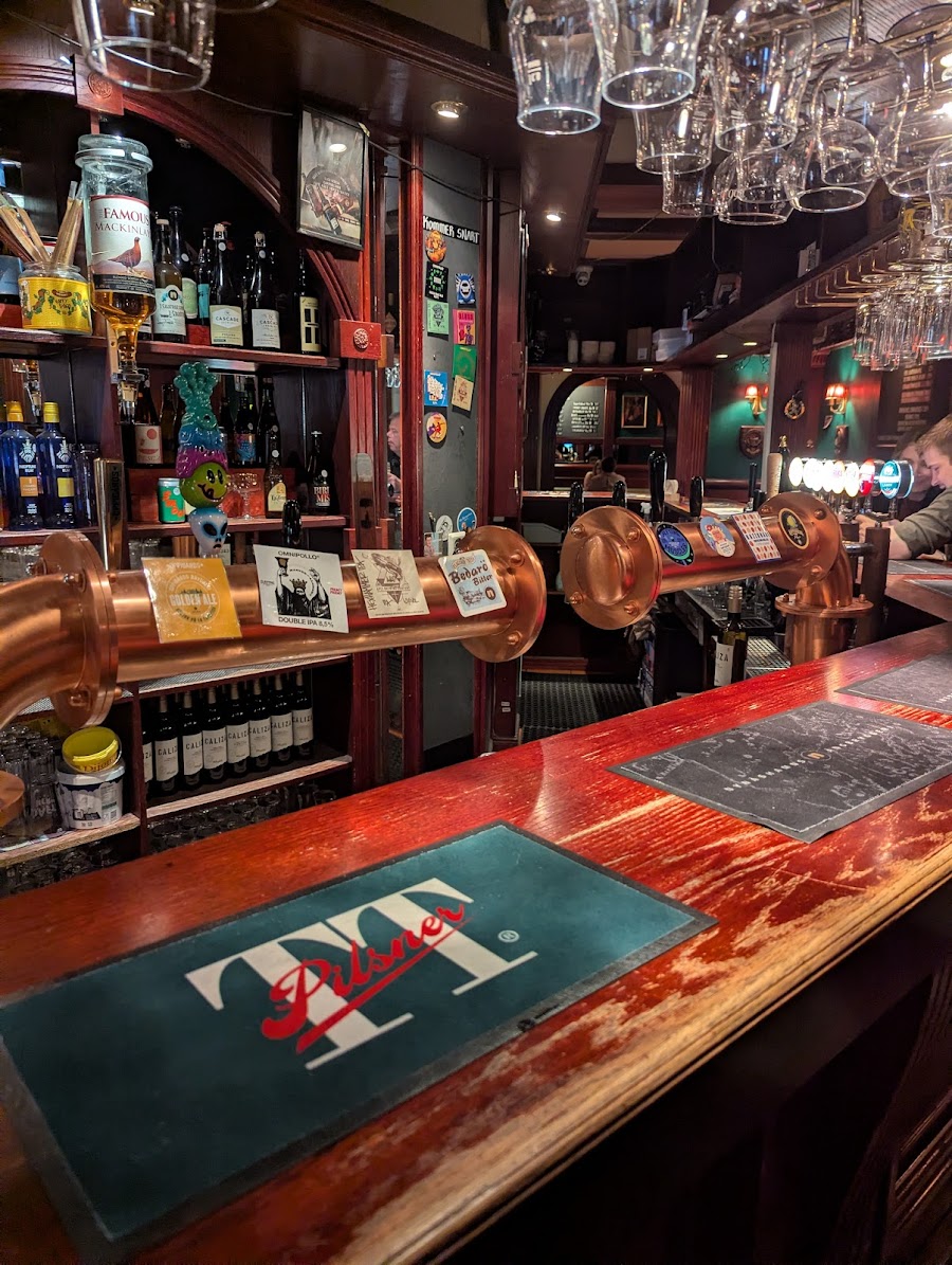 MacKinlay's Inn room