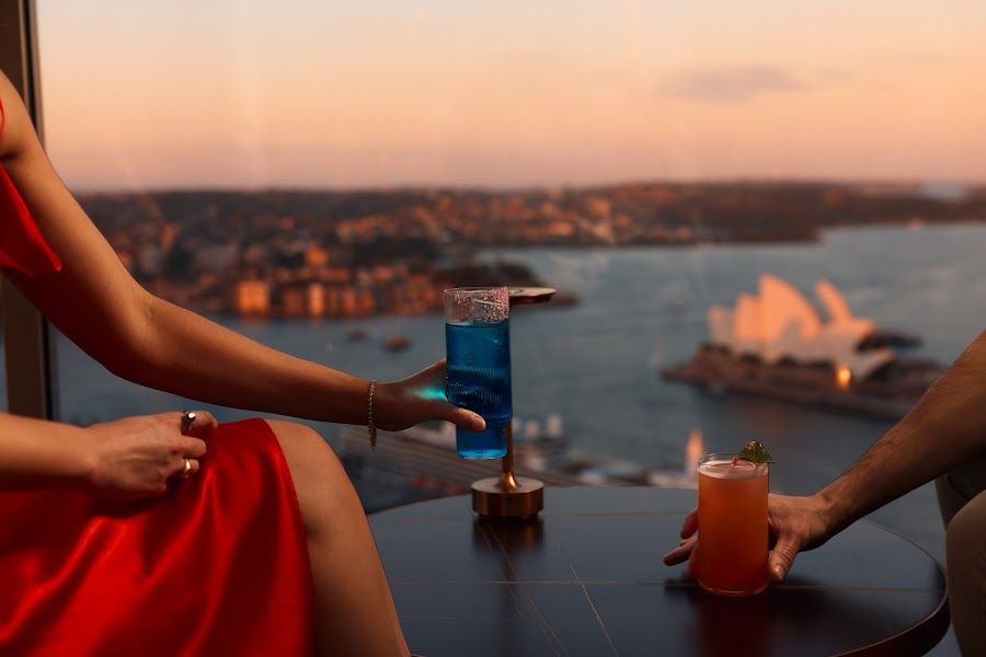 Blu Bar on 36 The Rocks atmosphere