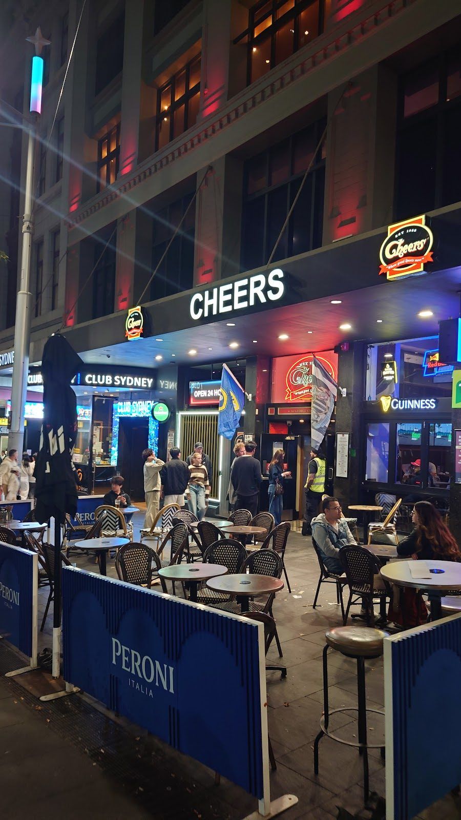 Cheers Bar Sydney bar service