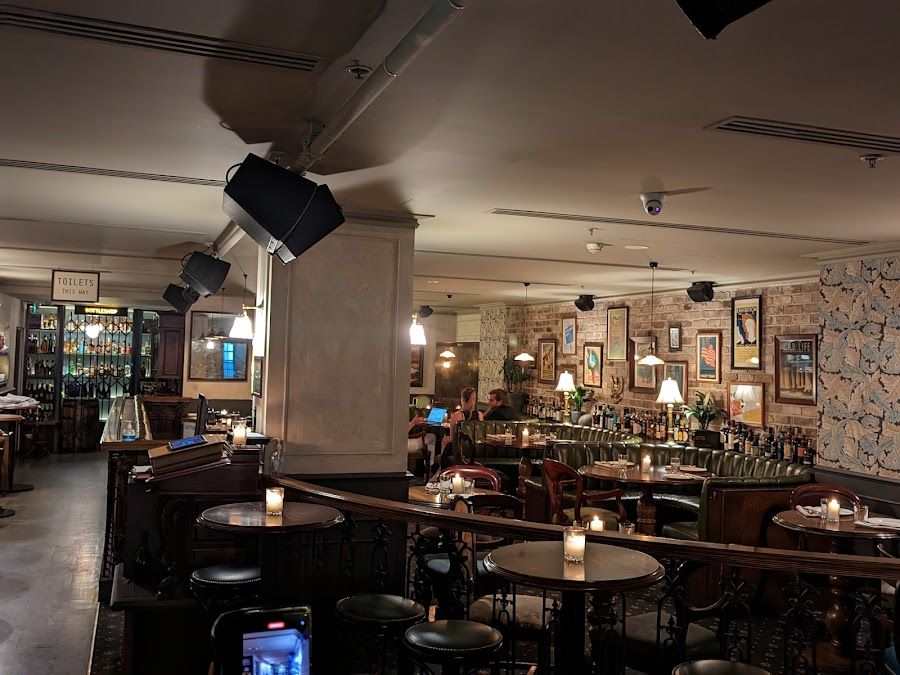 Kittyhawk bar service