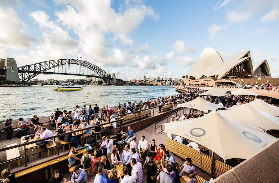 Opera Bar Sydney Harbour atmosphere