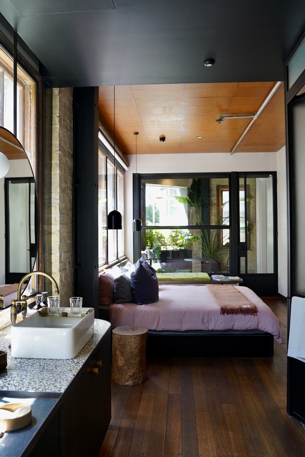 Paramount House Hotel Bar, Sydney