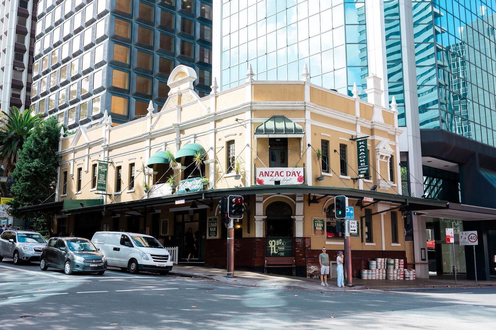 The Rag and Famish Hotel, Sydney