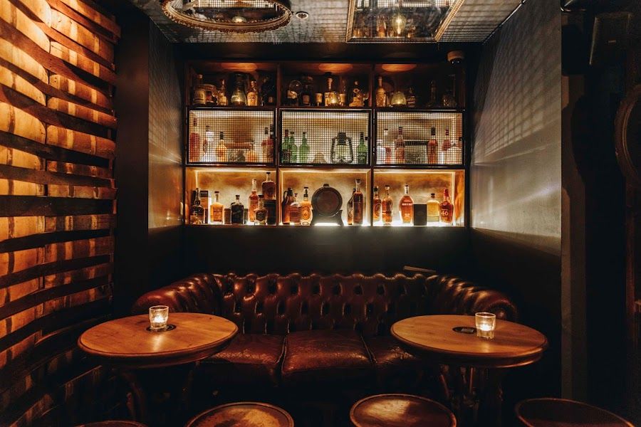 Stitch Bar CBD atmosphere