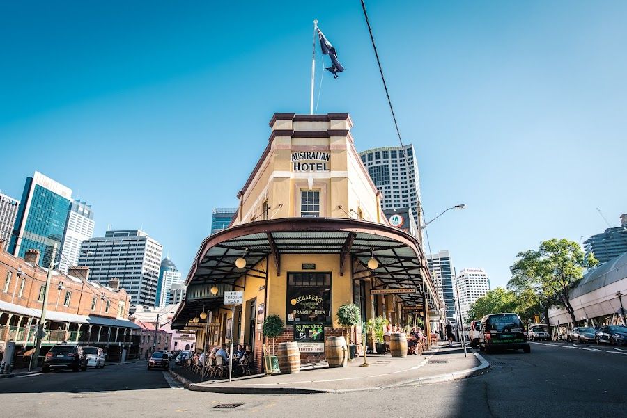 The Australian Heritage Hotel cocktail at the bar