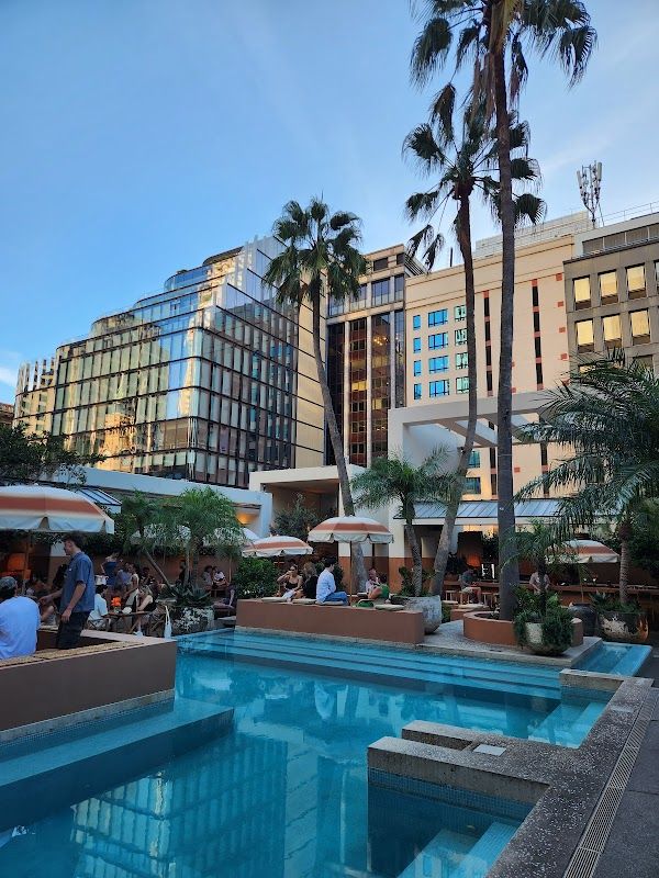 Blu Bar on 36 Sydney