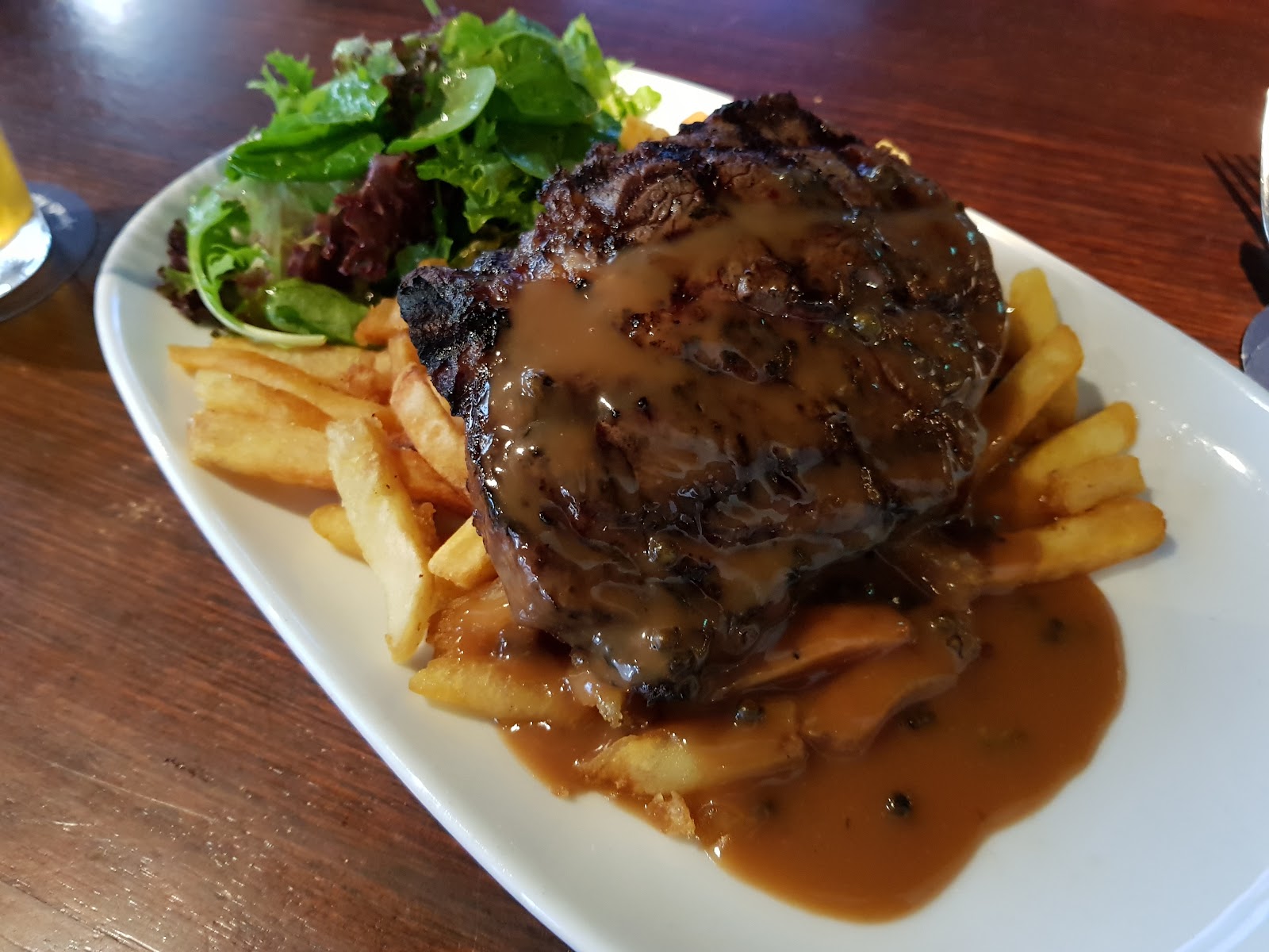 The Oaks Hotel Neutral Bay Sydney