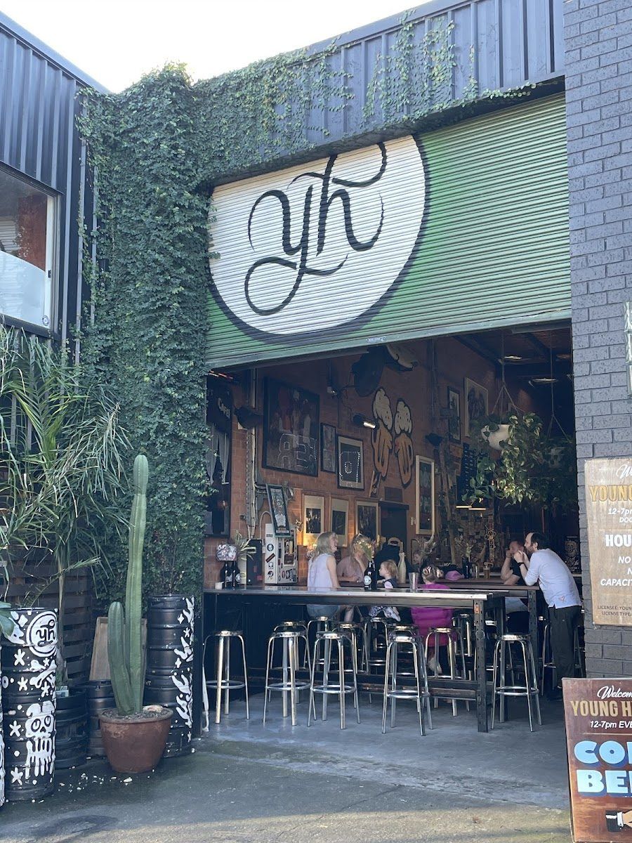 Young Henrys bar service