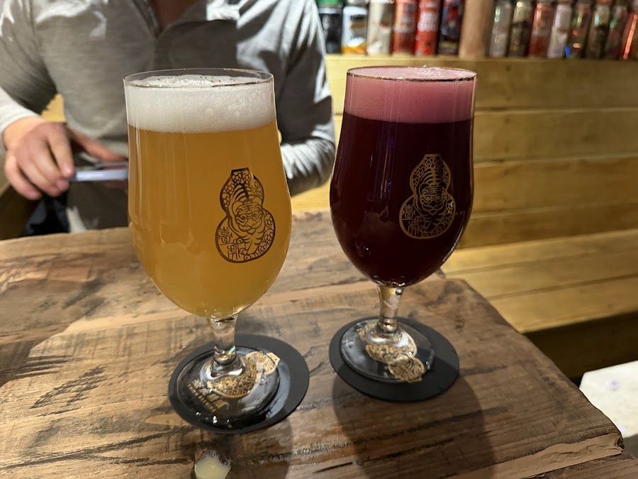 Driftwood Brewery Beitou atmosphere