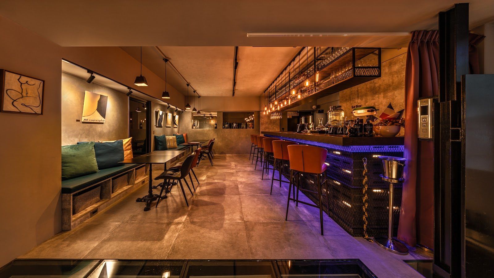 Vino Vino Bar Taipei bar interior