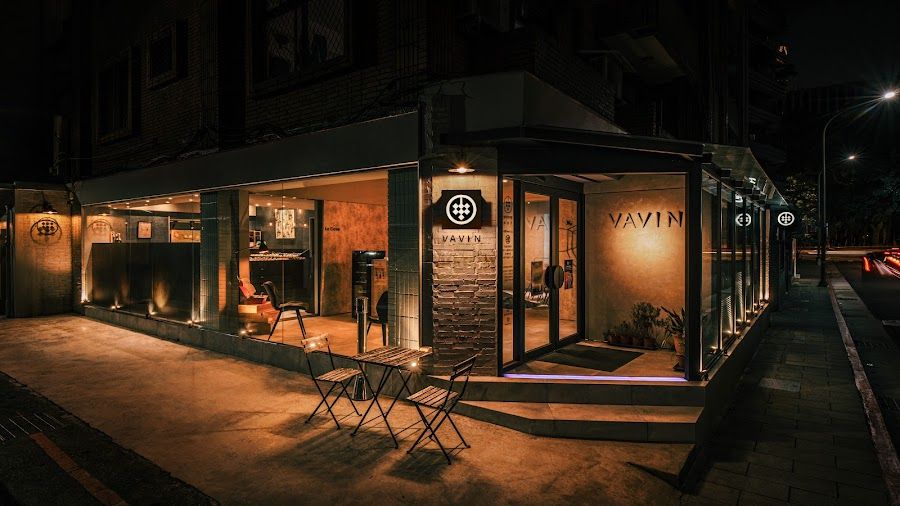 Vino Vino Bar Da'an atmosphere
