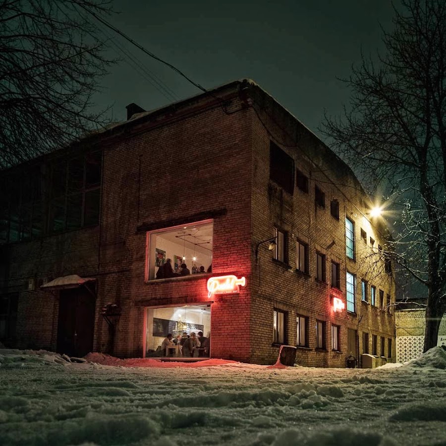 Pudel Baar, Tallinn