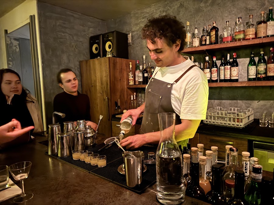 41 Art of Drinks Tbilisi interior detail 2