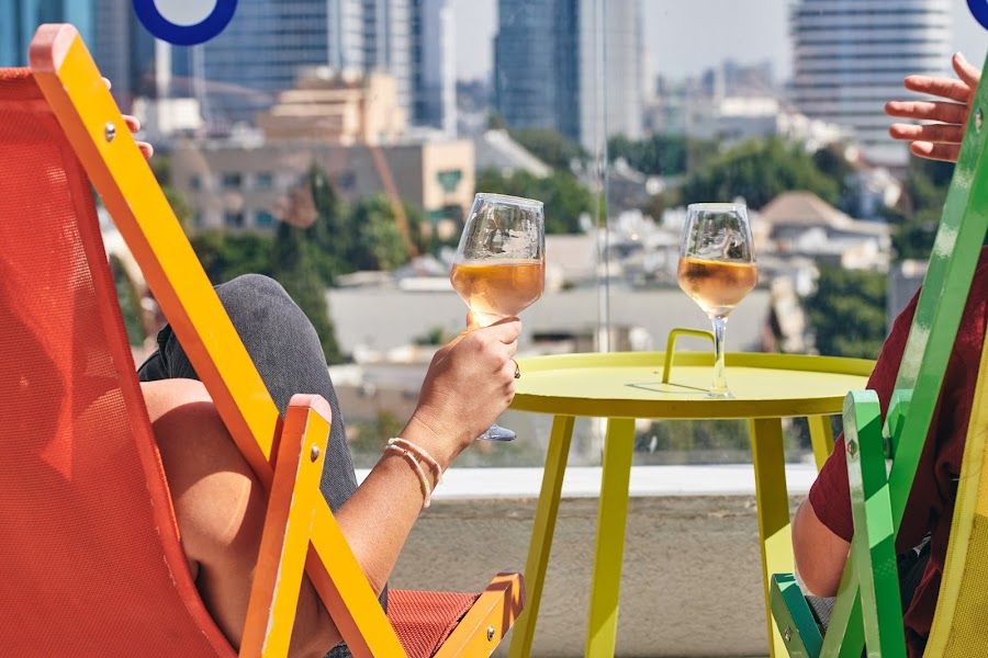 Rothschild 65 Roof bar service