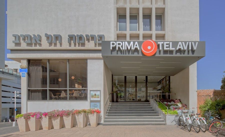 Prima Tower Rooftop bar service