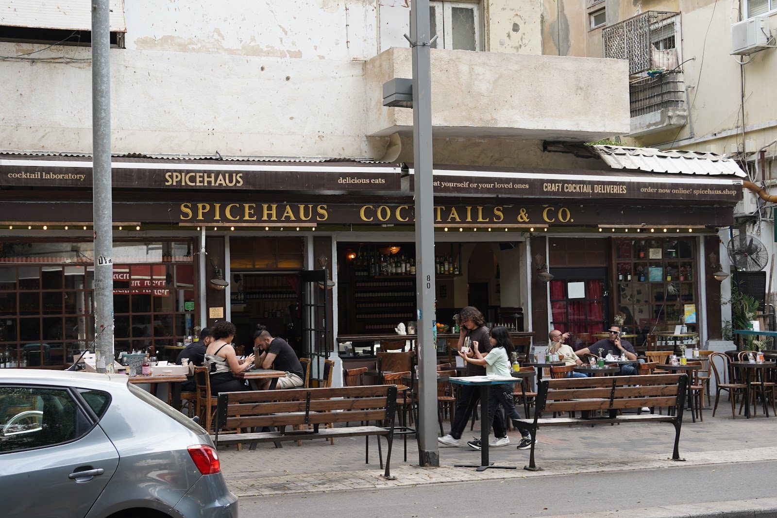Spicehaus Tel Aviv bar interior
